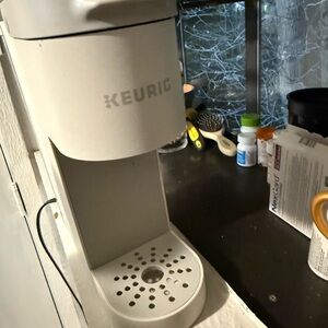 Keurig White Single-Serve Brewer